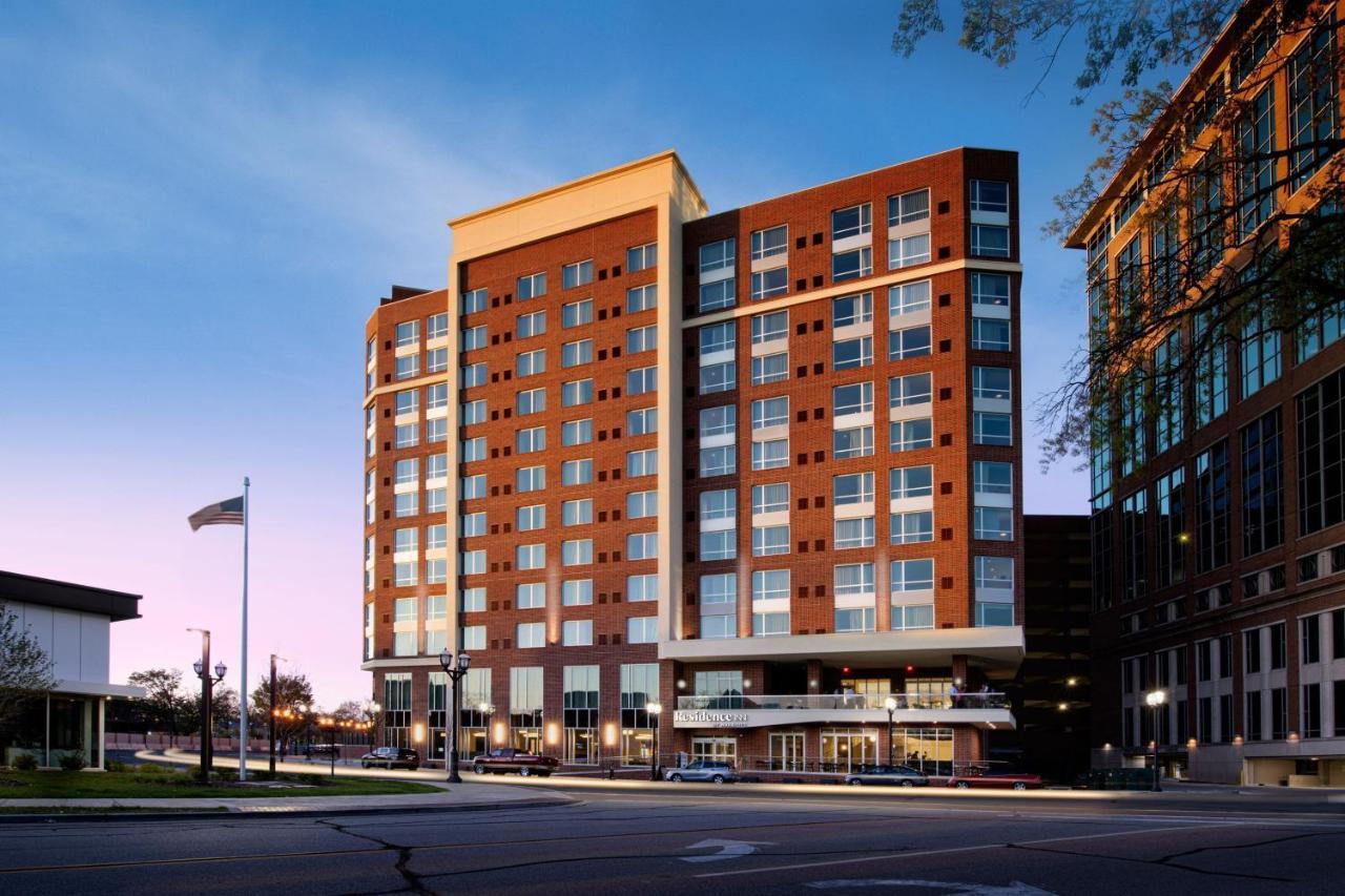 Residence Inn By Marriott St Louis Clayton Exterior photo